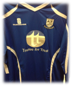 Trusteefortrust maglietta calcio Trusteefortrust maglietta calcio